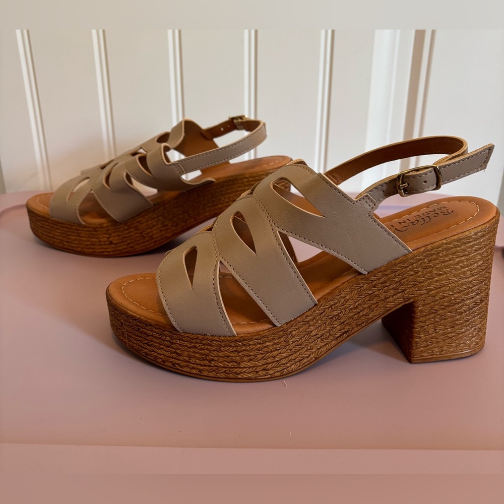 New Bella Vita Women's Pri-Italy Leather Platform Sandals, Size 8.5W